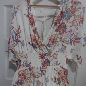 ChicSoul.com sz 1X Maxi Dress Spring Wedding Floral